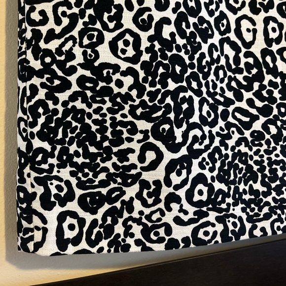 Ann Taylor ivory black animal print pencil skirt - Picture 3 of 7